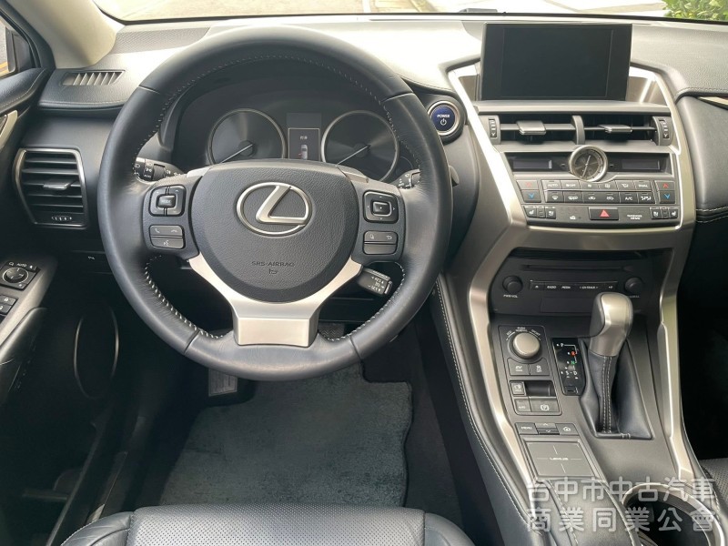 2015 Lexus NX300h 完美車況 舒適駕馭首選 