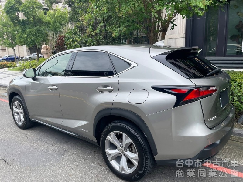 2015 Lexus NX300h 完美車況 舒適駕馭首選 