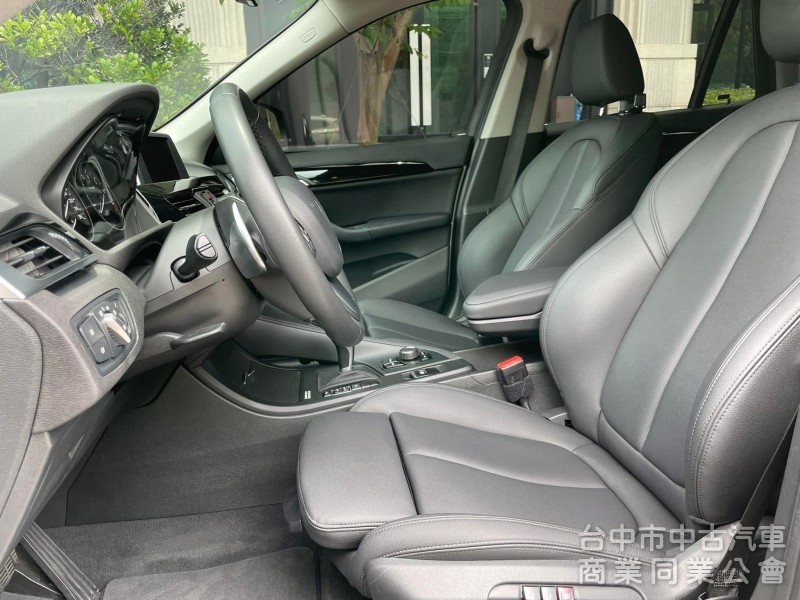 汎亞汽車 BMW X1 SDRIVE20i 全車原鈑 完美車況 超低里程
