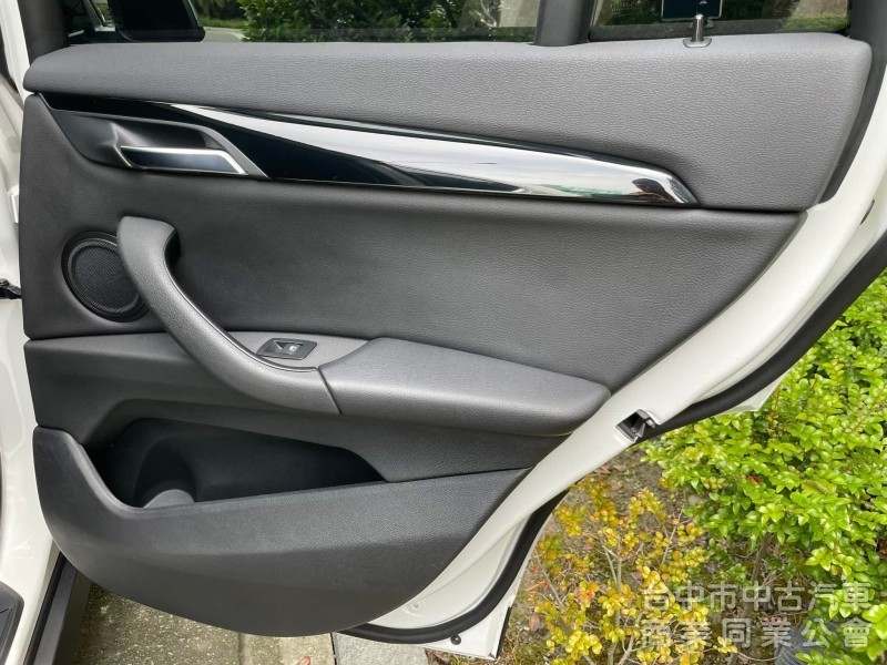 汎亞汽車 BMW X1 SDRIVE20i 全車原鈑 完美車況 超低里程