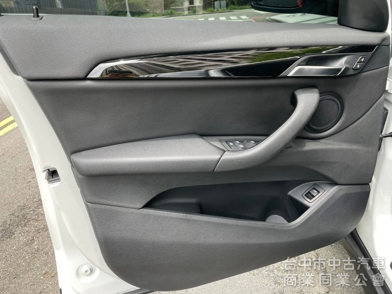 2022 BMW X5 豪華旗艦SUV 選配 Individual Merino 全真皮內裝 舒適型座椅