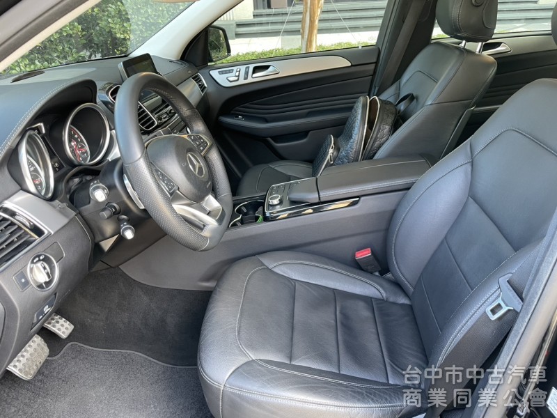 汎亞汽車  2016 領牌 BENZ GLE 450 4MATIC 一手車 全原廠保養 里程僅 12 萬 認證AA等級