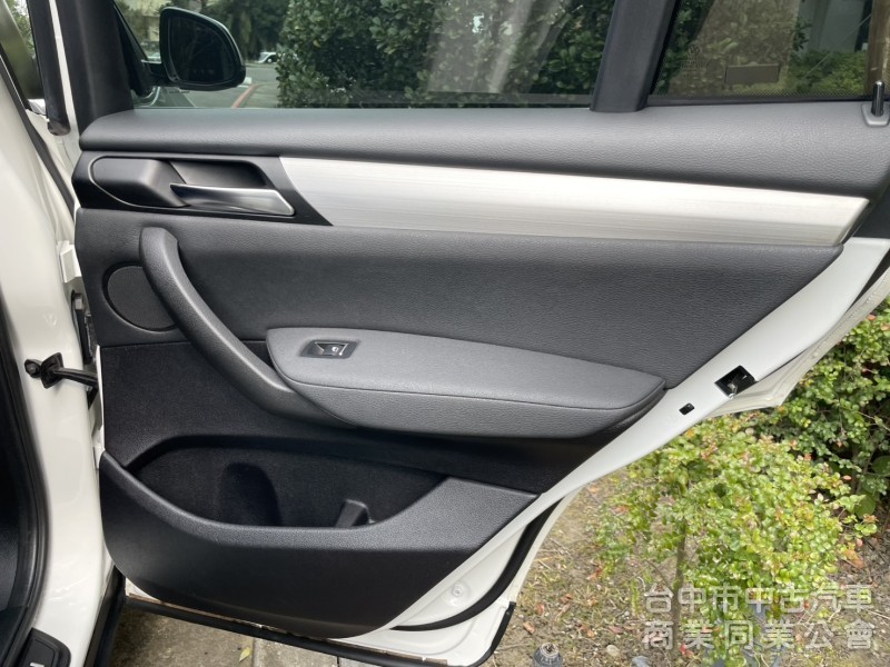汎亞汽車 2015 BMW X4 柴油 xDrive 四輪驅動 好開又有型的跑格休旅
