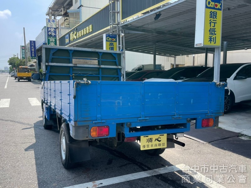 2020年 新款得利卡 木床