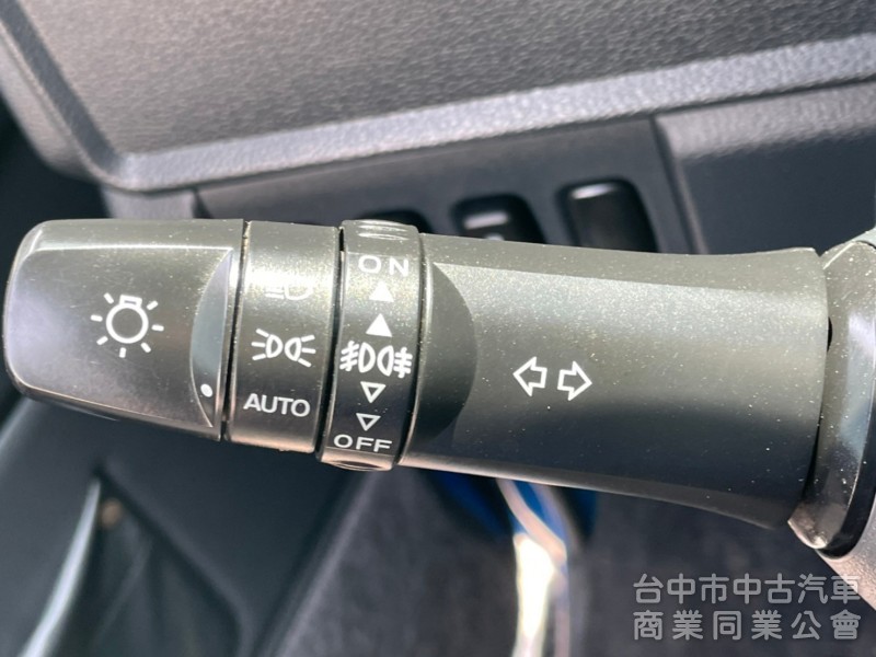 2020年 新款得利卡 木床