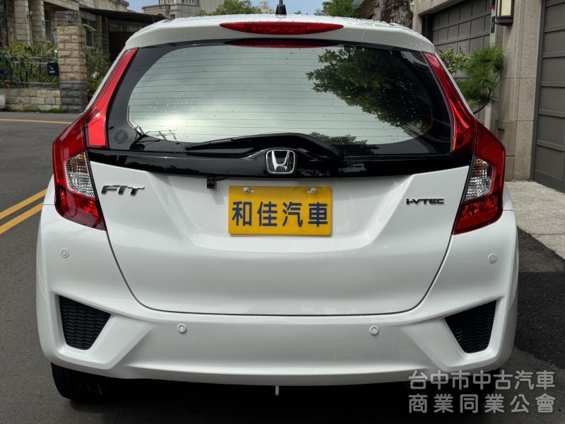 超級都會小車、買菜停車都方便