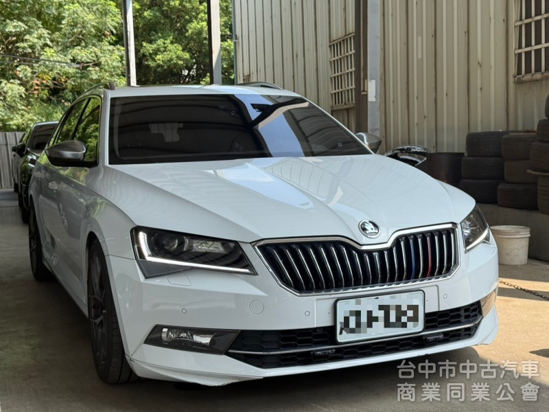 2016 SUPERB COMBI L&K 四傳 精品改裝樣樣來 電腦、VVS排氣、19吋輪框、加大碟盤前八活塞 KW避