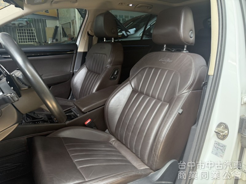 2016 SUPERB COMBI L&K 四傳 精品改裝樣樣來 電腦、VVS排氣、19吋輪框、加大碟盤前八活塞 KW避