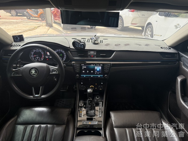 2016 SUPERB COMBI L&K 四傳 精品改裝樣樣來 電腦、VVS排氣、19吋輪框、加大碟盤前八活塞 KW避