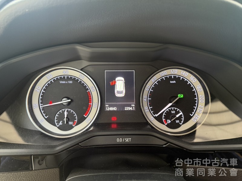 2016 SUPERB COMBI L&K 四傳 精品改裝樣樣來 電腦、VVS排氣、19吋輪框、加大碟盤前八活塞 KW避