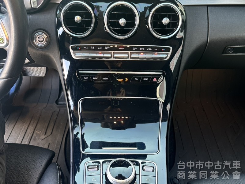 ????高貴不貴、進口首選????  2019年 賓士 W205 C200 1.5L 輕油電 小改款  中華賓士原廠出廠 