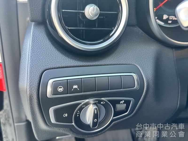 ????高貴不貴、進口首選????  2019年 賓士 W205 C200 1.5L 輕油電 小改款  中華賓士原廠出廠 