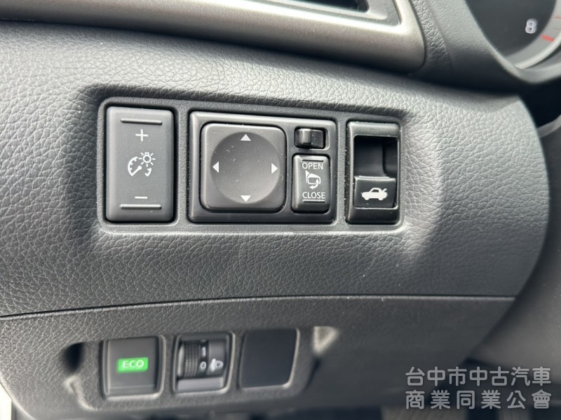 省油耐操好養車｜2016年 Nissan Sentra 1.8 豪華版 家庭代步首選｜空間大、好照顧 