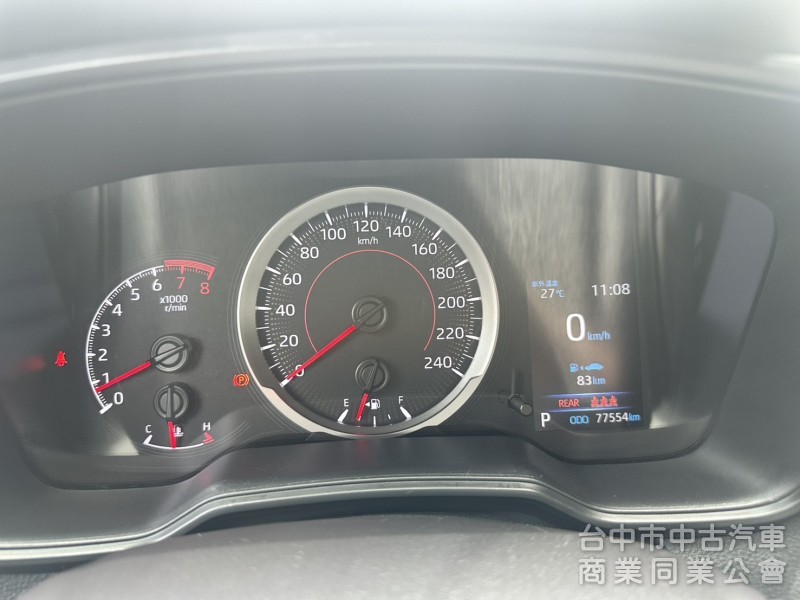   【2022 Toyota Corolla Cross 1.8 豪華版】  稀有釋出！超人氣神級休旅，空間大、省油又耐
