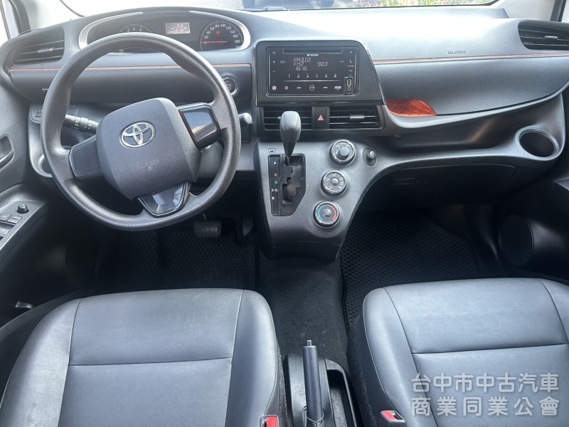  Toyota  2020 Sienta  經典
