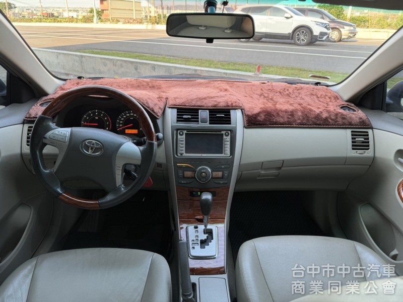 Toyota Corolla Altis 2.0 E  一手車  里程保證 原版件  數位電視、衛星導航 
