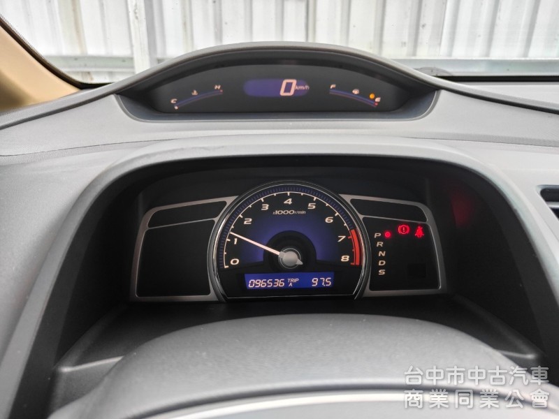 HID、天窗、己認證~原版件、五門、一手女用車、無煙味、純跑9萬、原廠記錄全、導航