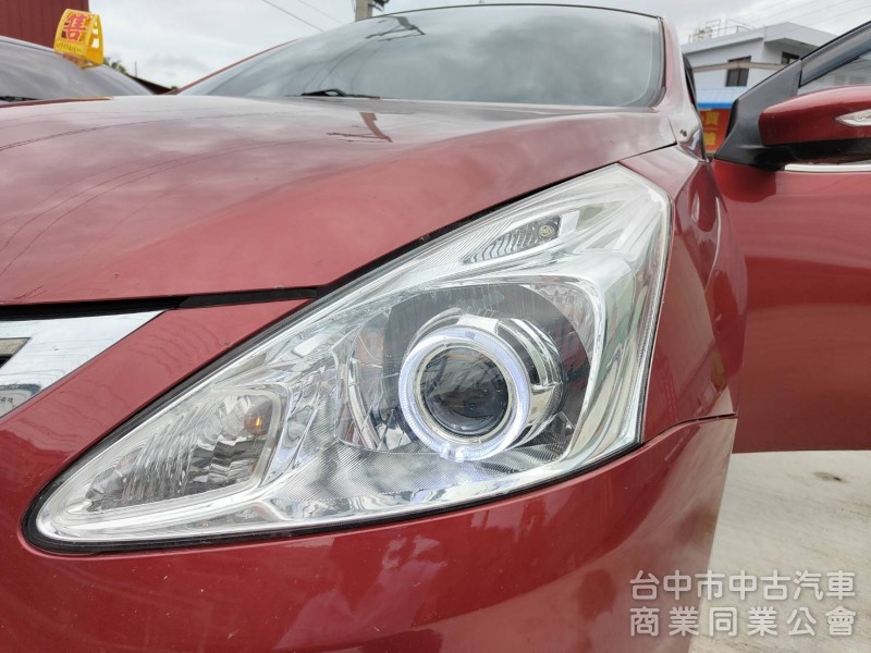 第二代TIIDA一手車,認證車I-KEY摸門魚眼日行燈改避震尾管大包安卓17吋鋁圈你想要的都改好了