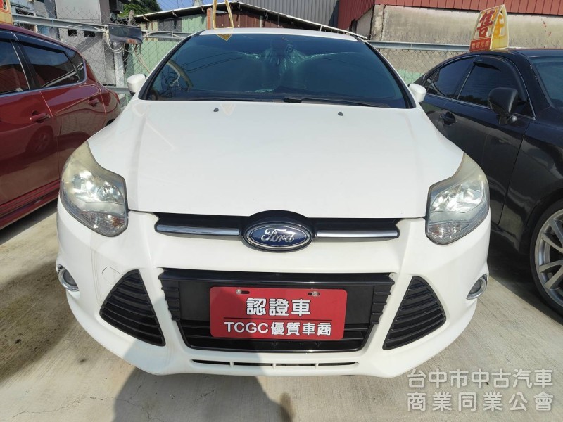 最安全代步車~認證車~實車實價13.8萬~省油好開一手