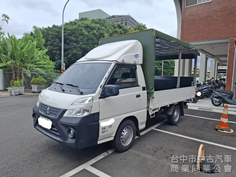 2022年出廠得利卡 五面帆布+尾門 里程4萬多