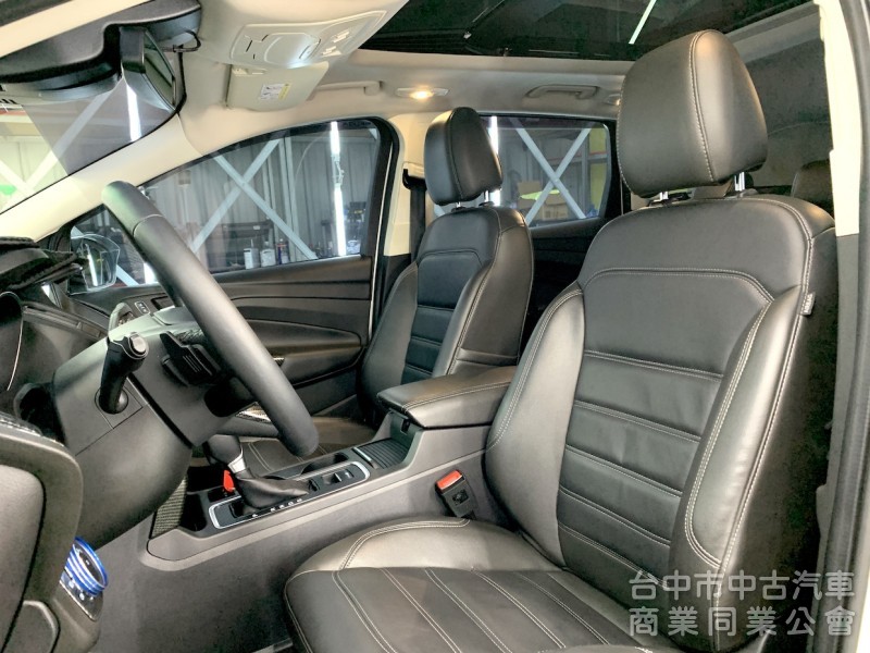 新達汽車 2018年 KUGA 勁黑版 Carplay ACC跟車 全景天窗 可全貸