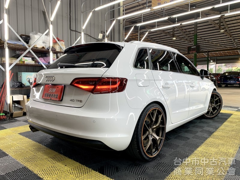 新達汽車 2015年 AUDI A3 sportback 1.8 換檔撥片 HID頭燈 可全貸