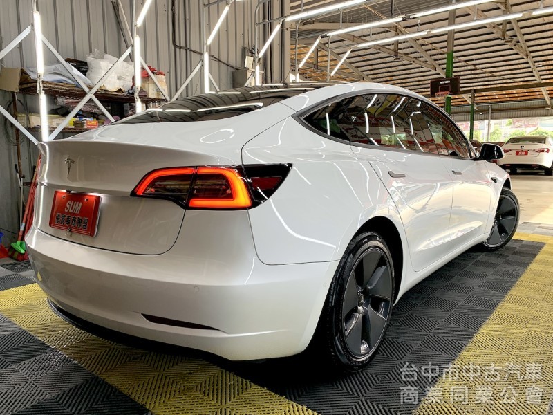 新達汽車 2022年 Q3 TESLA Model 3 LFP 可全貸