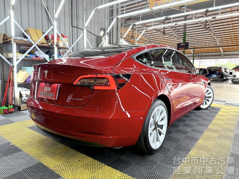 新達汽車 2022年 TESLA Model 3 LR 後座觸控螢幕 可全貸 長旅程版