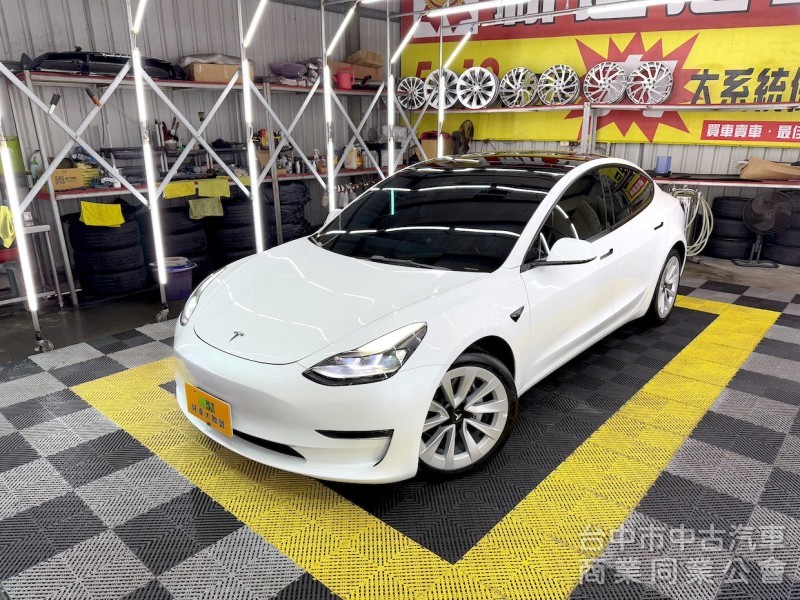 新達車業 2022年 TESLA Model 3 LR 可全貸