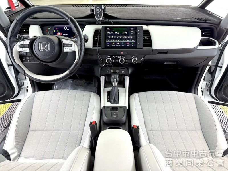 鑫達車業 2022年 本田 FIT 油電 冰河白內裝 加購原廠延長保固 可全貸