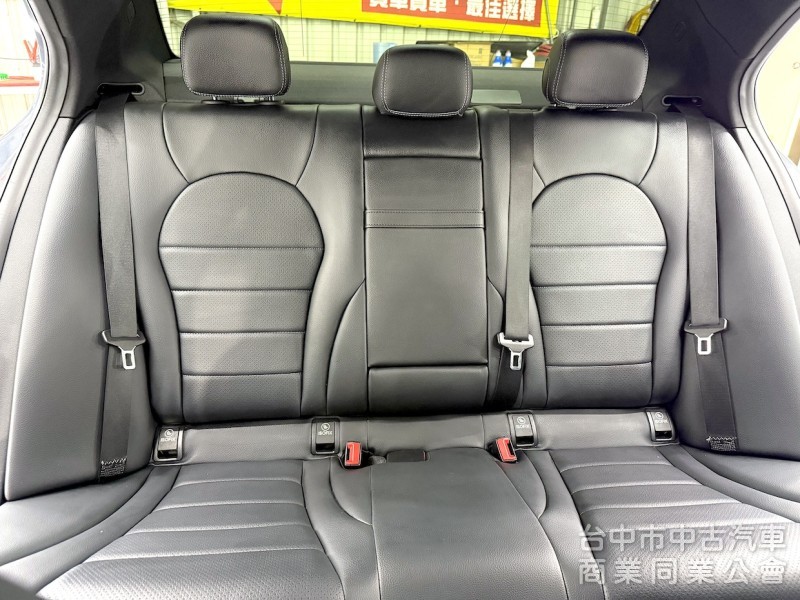 鑫達車業 2015年 BENZ C300 AMG 23P 柏林之音 天窗 可全貸