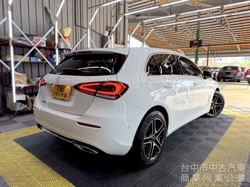 鑫達車業 2019年 BENZ A200 CARPLAY 雙數位儀表 可全貸