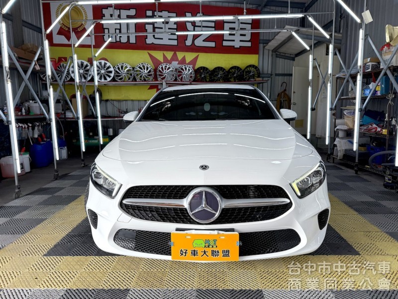 鑫達車業 2019年 BENZ A200 CARPLAY 雙數位儀表 可全貸