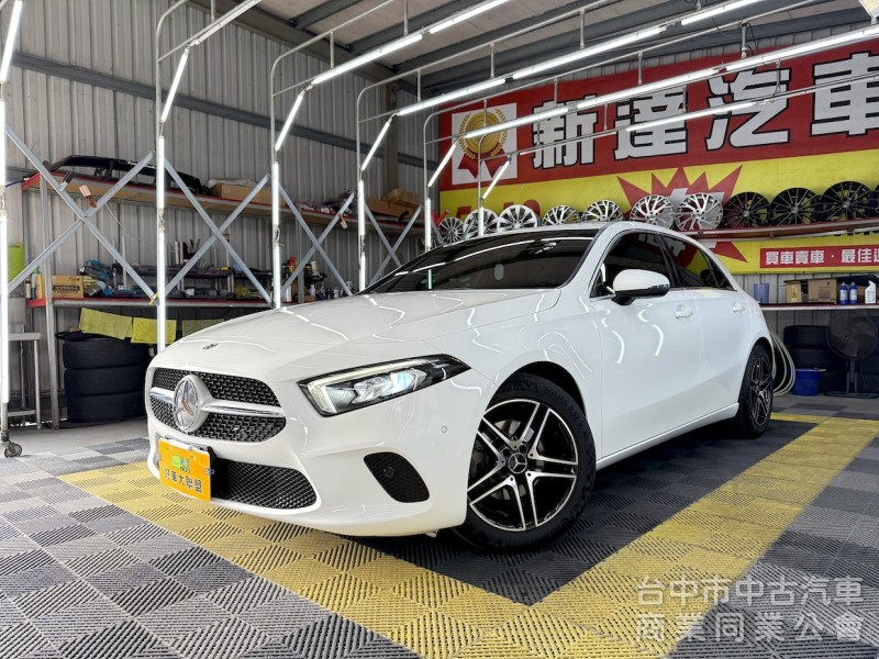 鑫達車業 2019年 BENZ A200 CARPLAY 雙數位儀表 可全貸