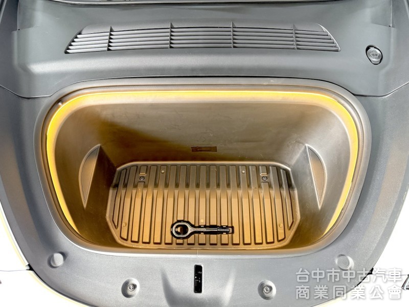 2022年 TESLA Model Y P版 EAP 可全貸