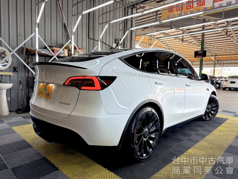 2022年 TESLA Model Y P版 EAP 可全貸