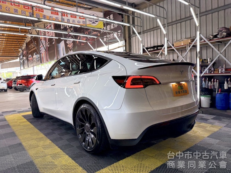 2022年 TESLA Model Y P版 EAP 可全貸