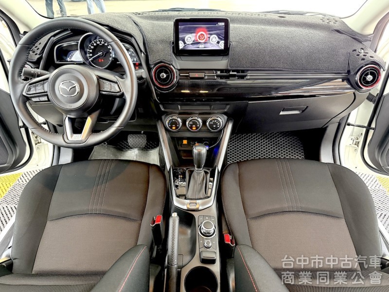 2023年 MAZDA 2 小改款 IKEY 定速 CARPLAY 可全貸