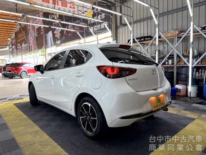 2023年 MAZDA 2 小改款 IKEY 定速 CARPLAY 可全貸