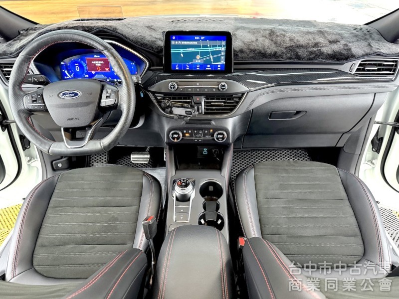 2022年 FORD KUGA AWD ST-Line X 可全貸