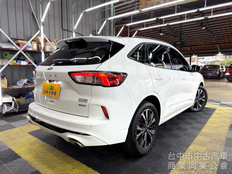 2022年 FORD KUGA AWD ST-Line X 可全貸