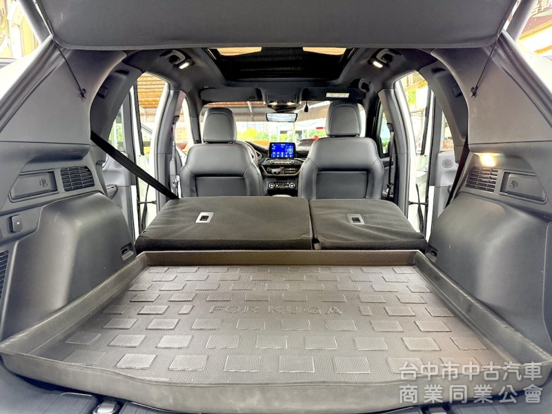 2022年 FORD KUGA AWD ST-Line X 可全貸