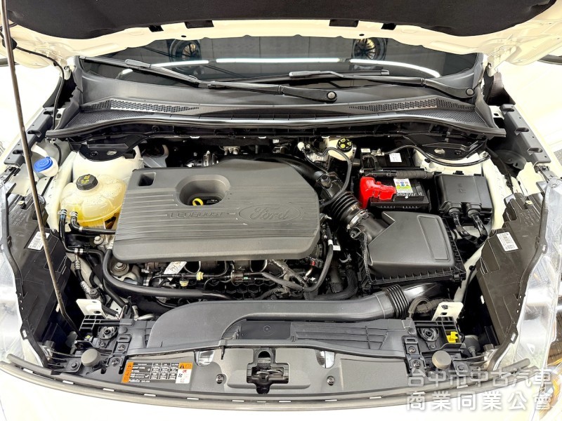 2022年 FORD KUGA AWD ST-Line X 可全貸