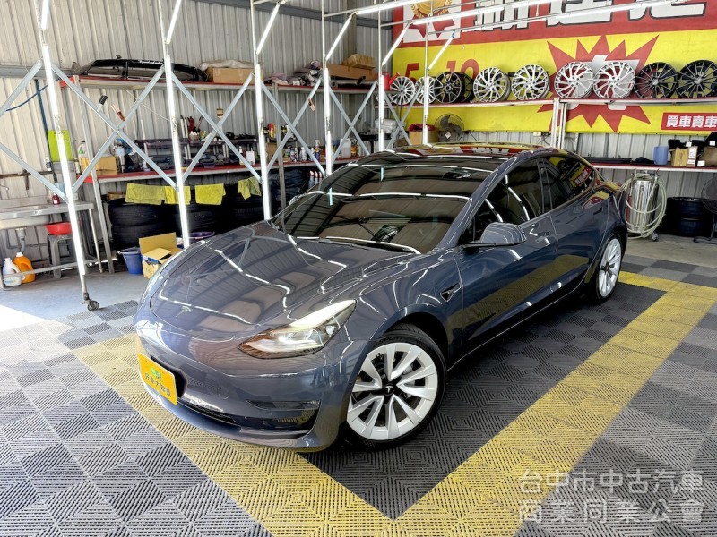 2022年 TESLA Model 3 LR FSD 加速包 可全貸