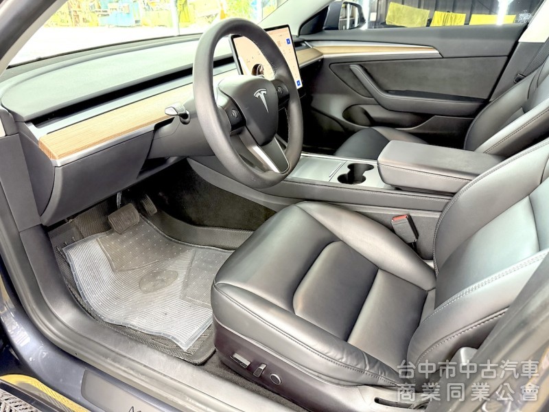 2022年 TESLA Model 3 LR FSD 加速包 可全貸