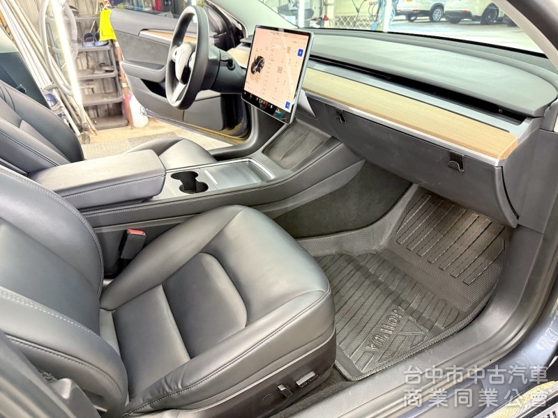 2022年 TESLA Model 3 LR FSD 加速包 可全貸
