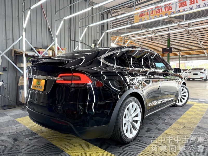 2019年 TESLA Model X 75D EAP 7座 可全貸