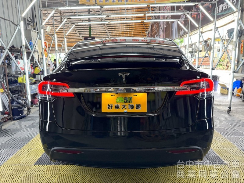 2019年 TESLA Model X 75D EAP 7座 可全貸