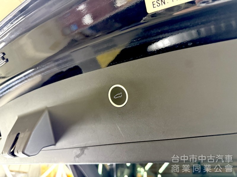 2019年 TESLA Model X 75D EAP 7座 可全貸
