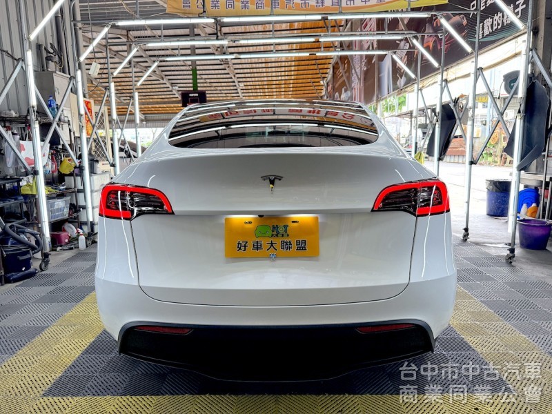 2024年 TESLA Model Y RWD 可全貸